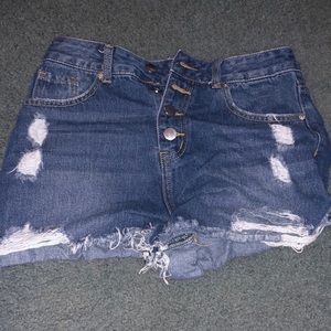 2 ripped Jean shorts